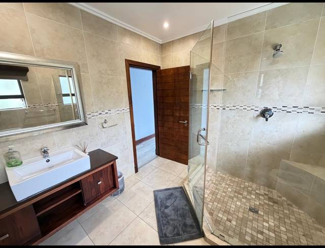 4 BEDROOM TOWNHOUSE FOR SALE IN ZIMBALI ESTATE